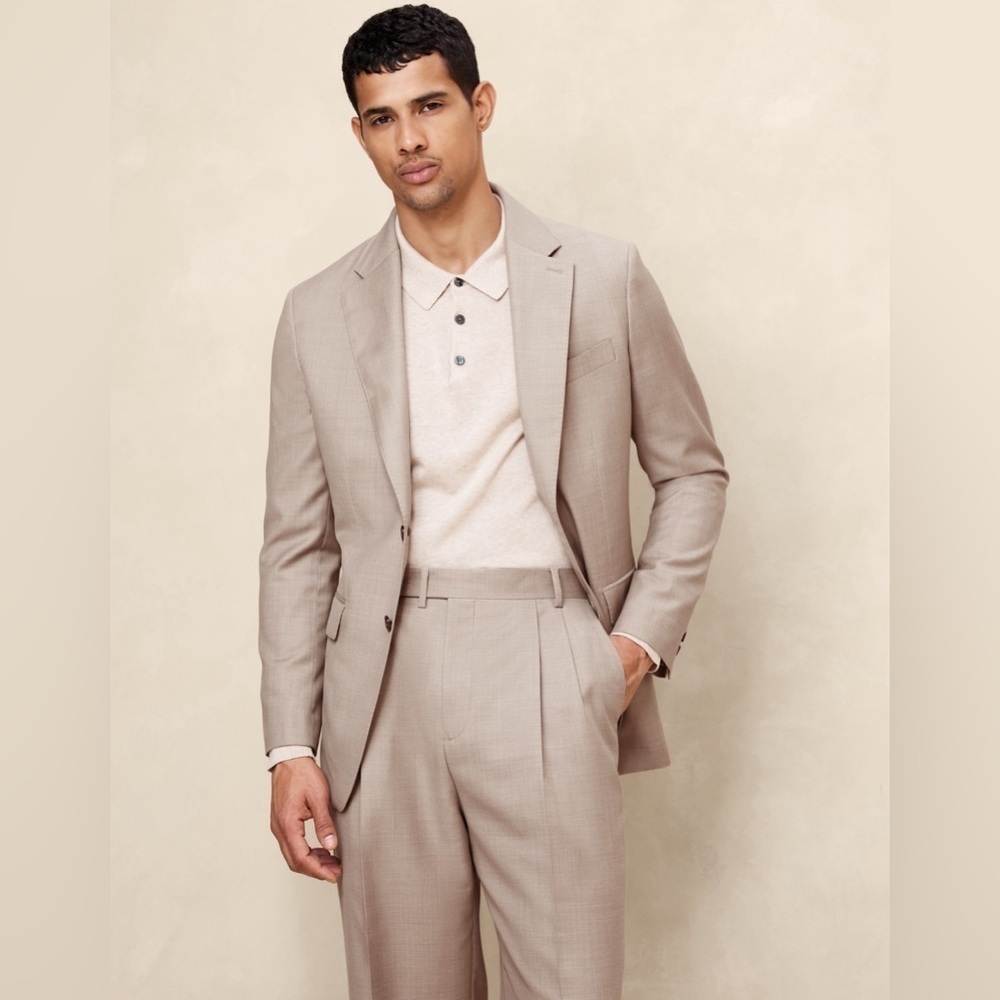NWT! Banana Republic Khaki Beige Signature Italian Twill Suit Jacket - 38 SHORT🩵